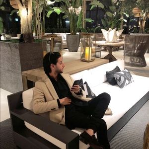 Meet your Posher, Afnan